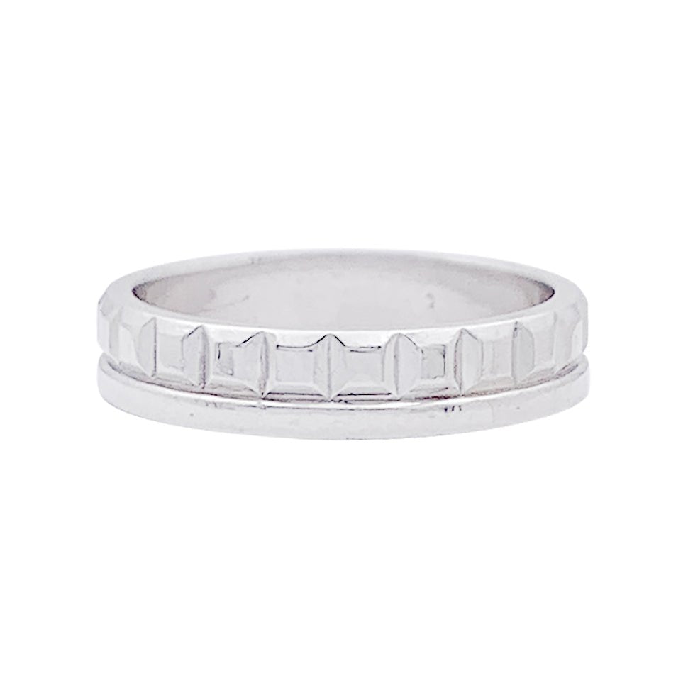 Bague Alliance BOUCHERON "Quatre Radiant Edition" en or blanc. - Castafiore