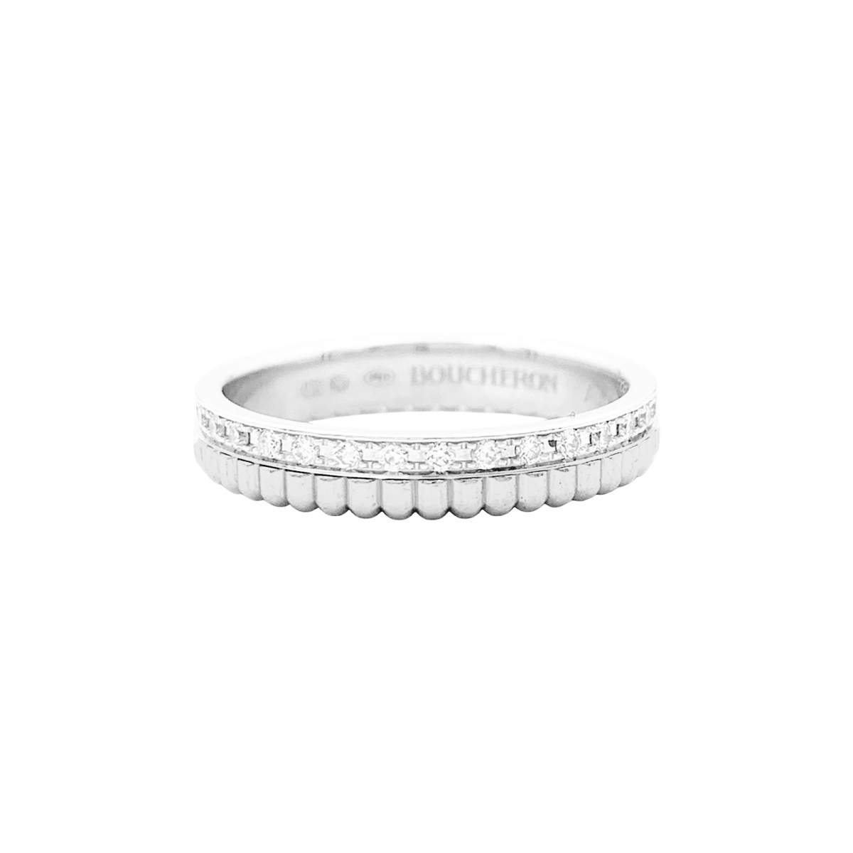 Bague Alliance BOUCHERON "Quatre Radiant Edition" en or blanc et diamants - Castafiore