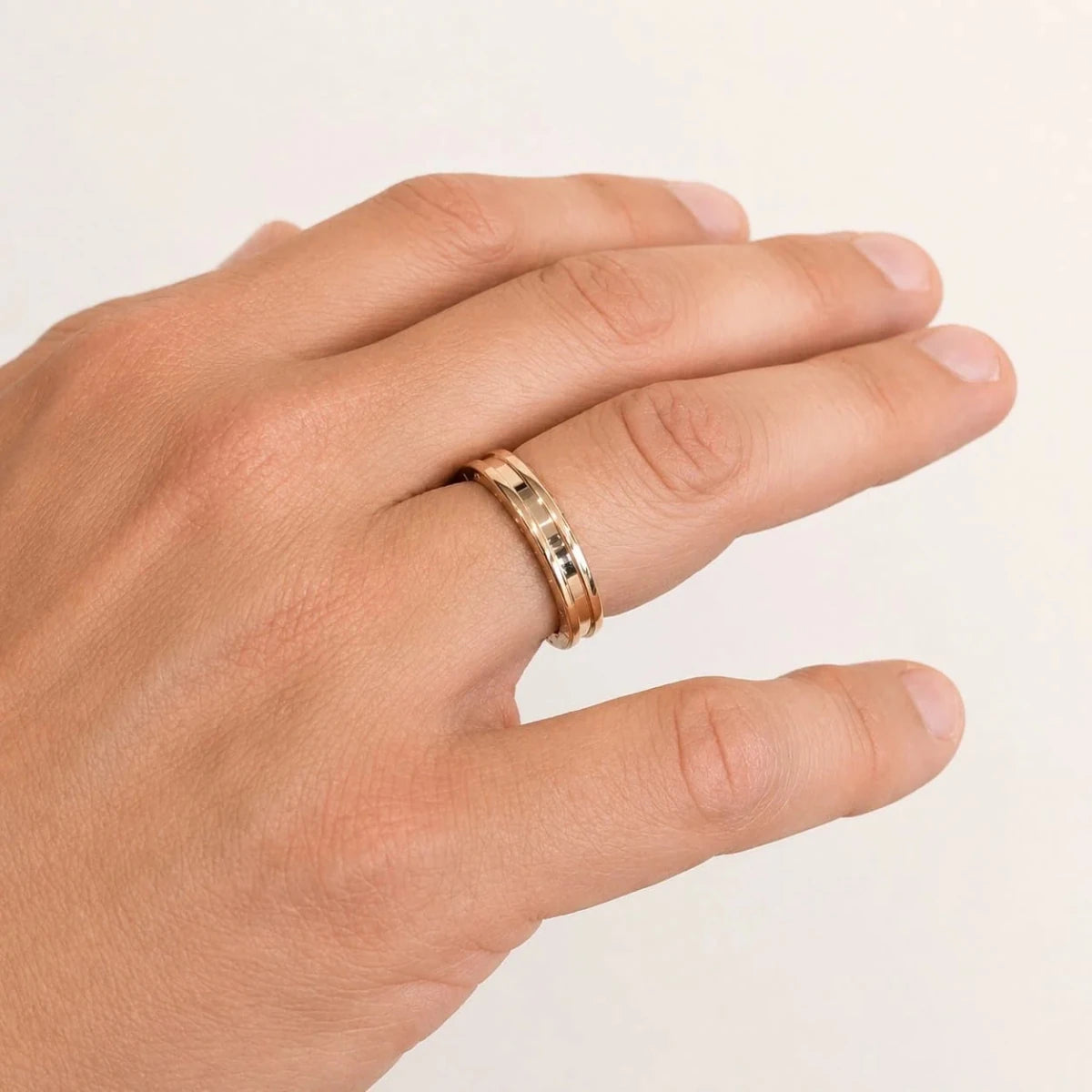 Bague Alliance BVLGARI « B.zero1 » en or rose - Castafiore
