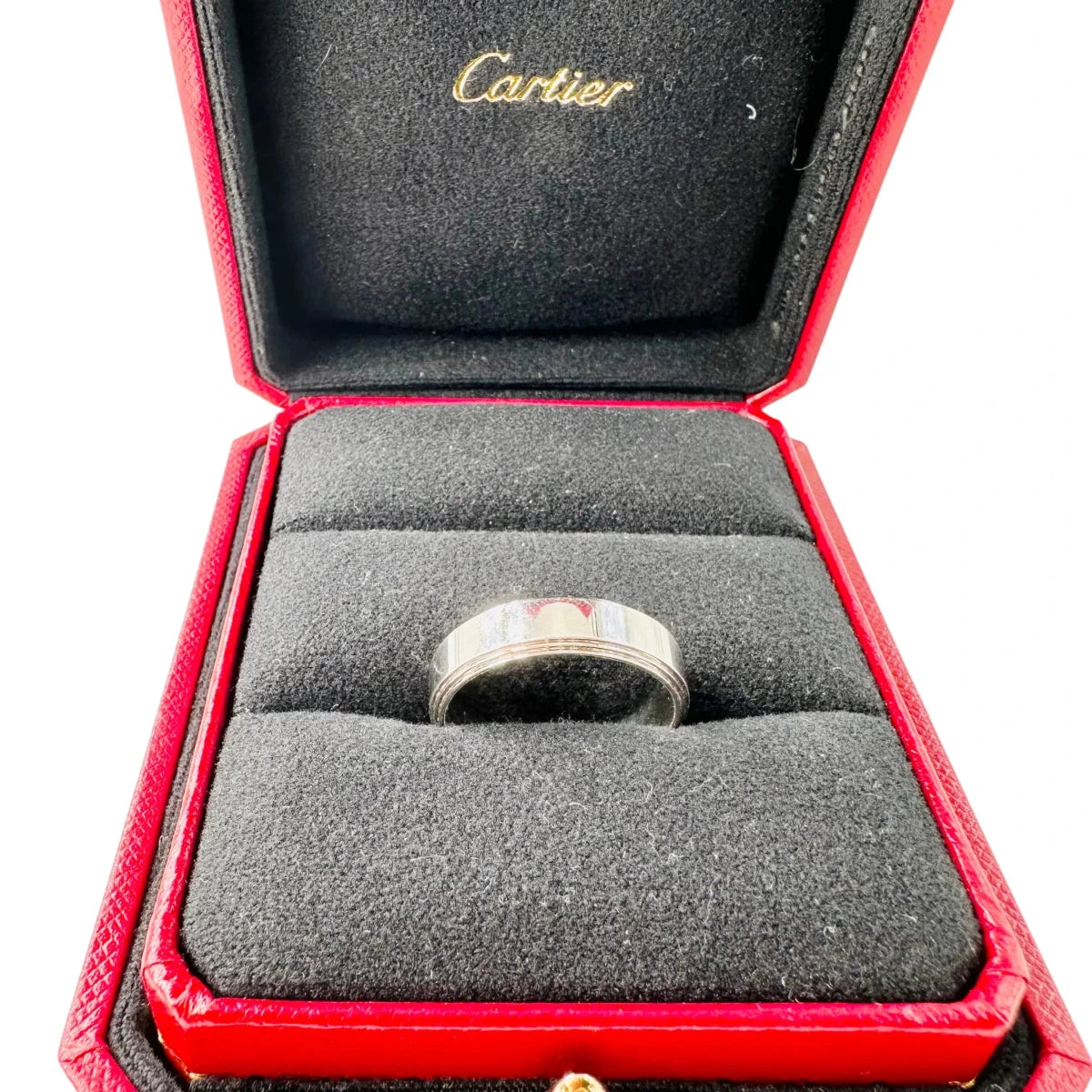 Bague Alliance CARTIER "Cartier d'Amour" en platine - Castafiore