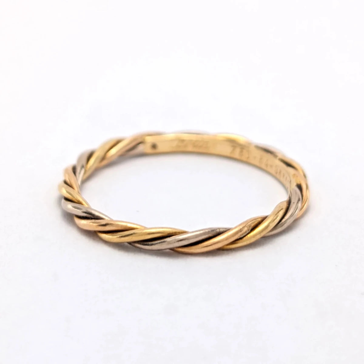 Bague Alliance CARTIER en or blanc, or jaune et or rose - Castafiore