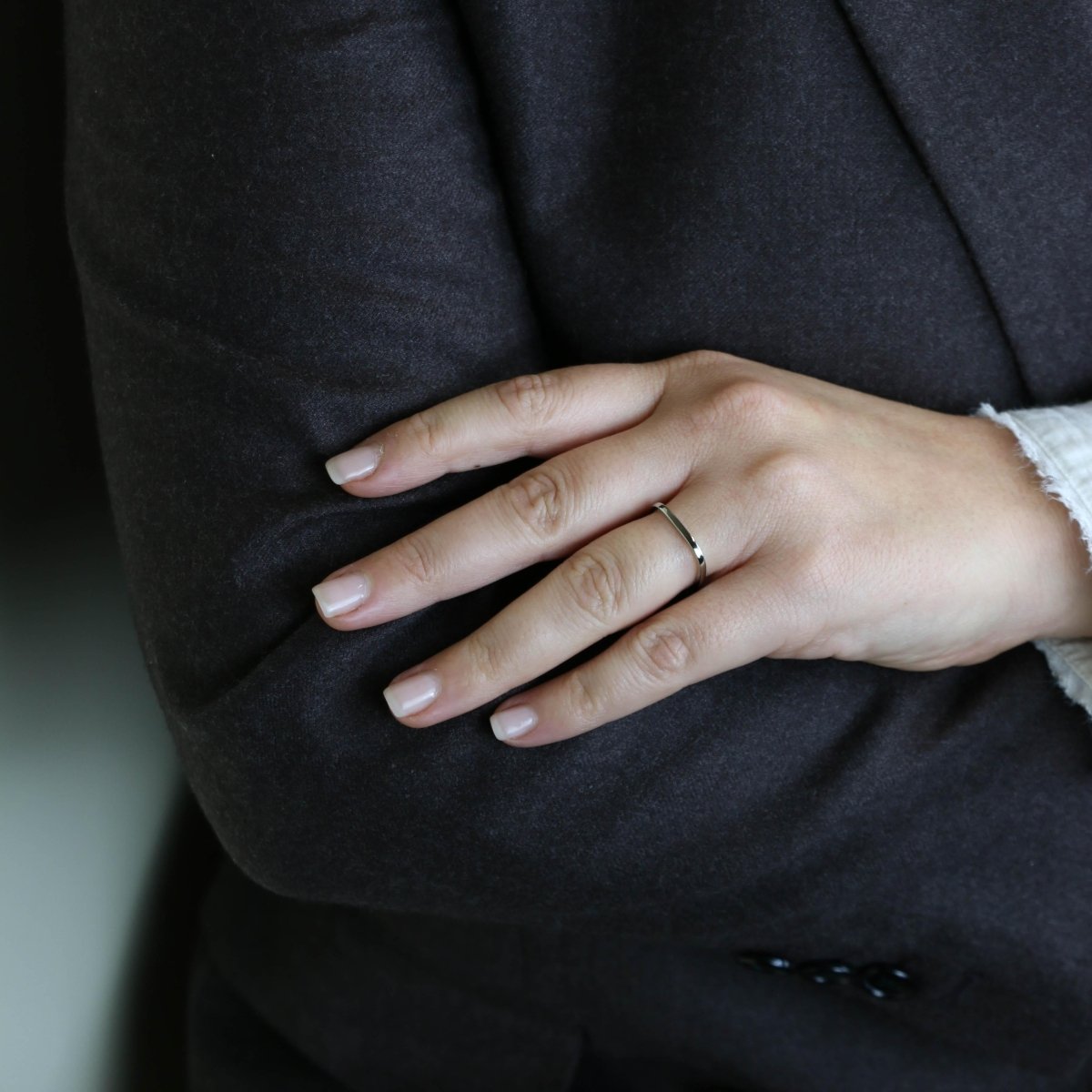 Bague Alliance DINH VAN "La Carrée" en or blanc - Castafiore