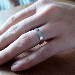 Bague Alliance en or blanc - Castafiore