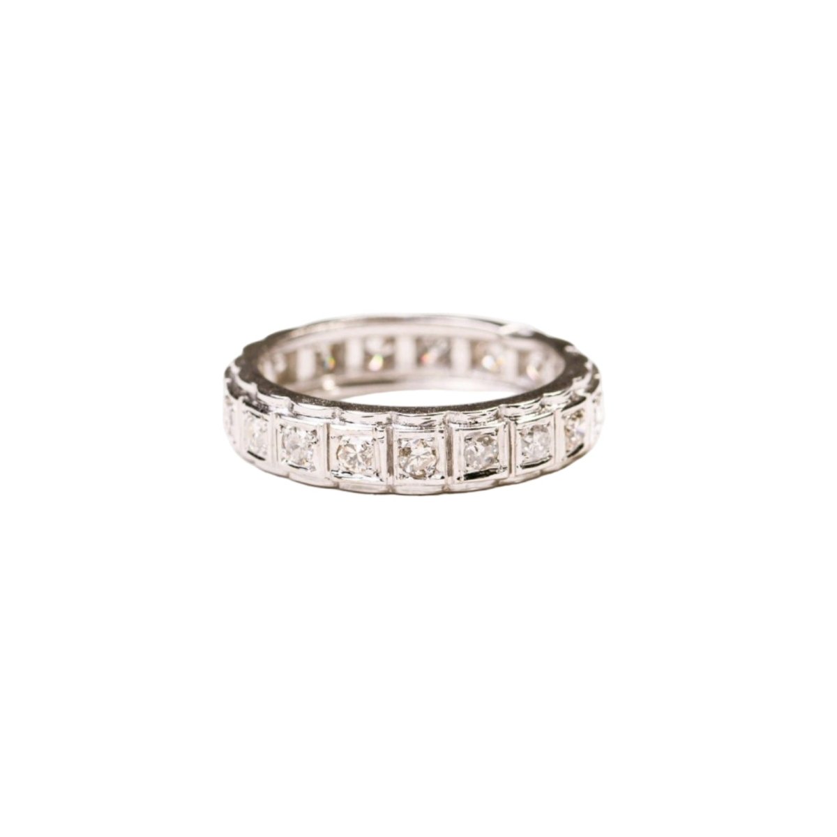 Bague Alliance en or blanc et diamants - Castafiore