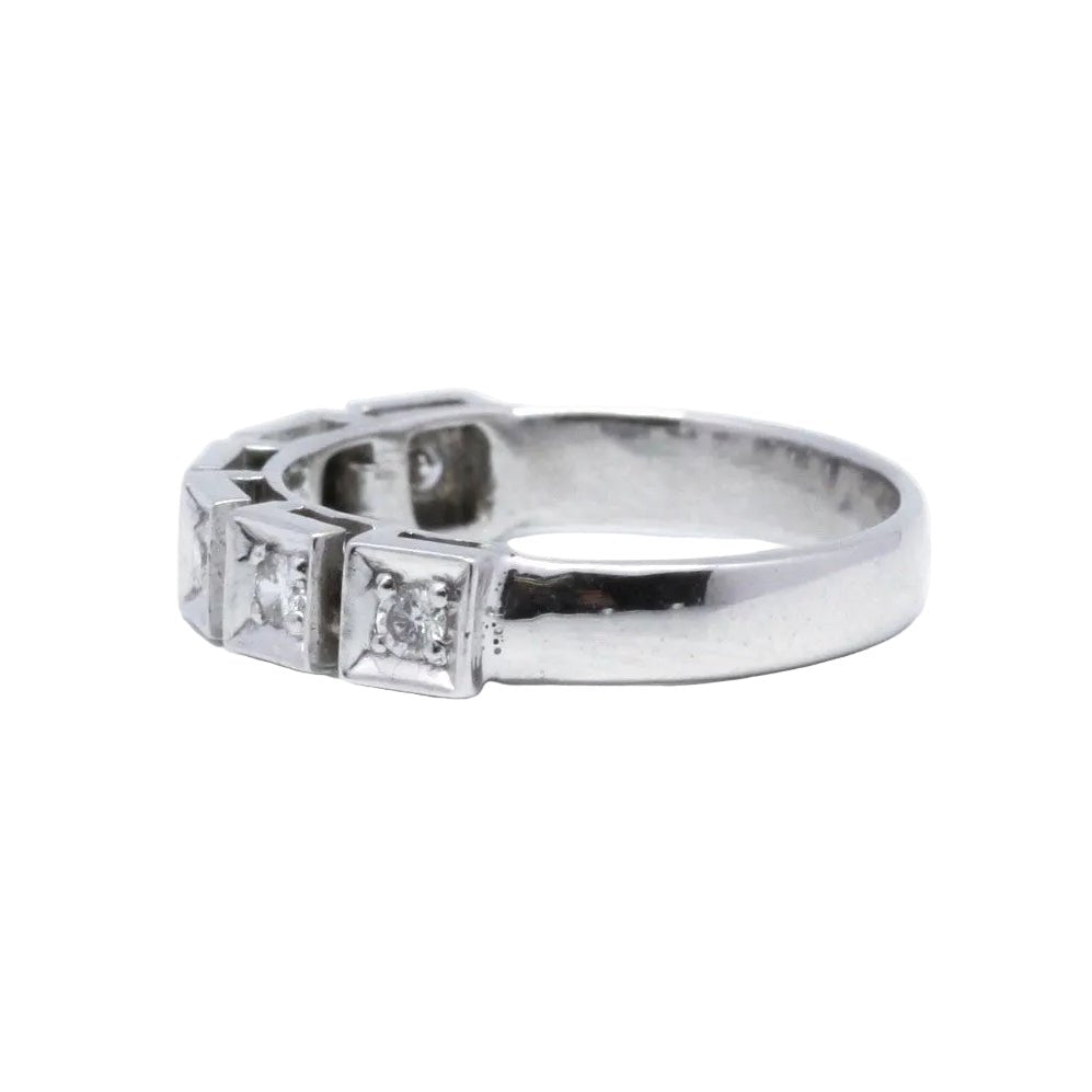 Bague Alliance en or blanc et diamants - Castafiore