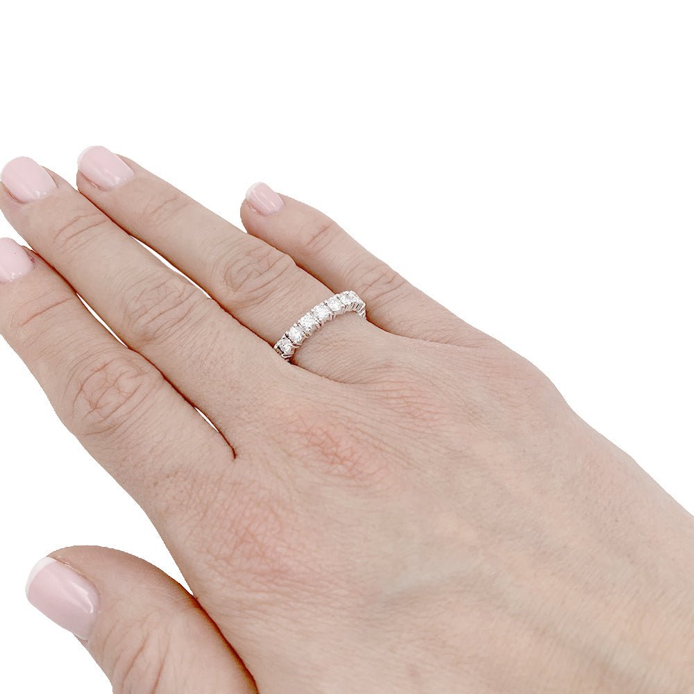 Bague Alliance en or blanc et diamants - Castafiore