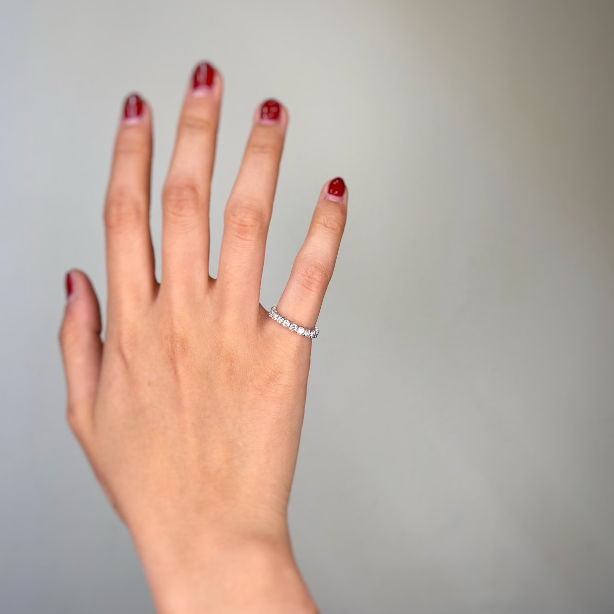 Bague Alliance en or blanc et diamants - Castafiore