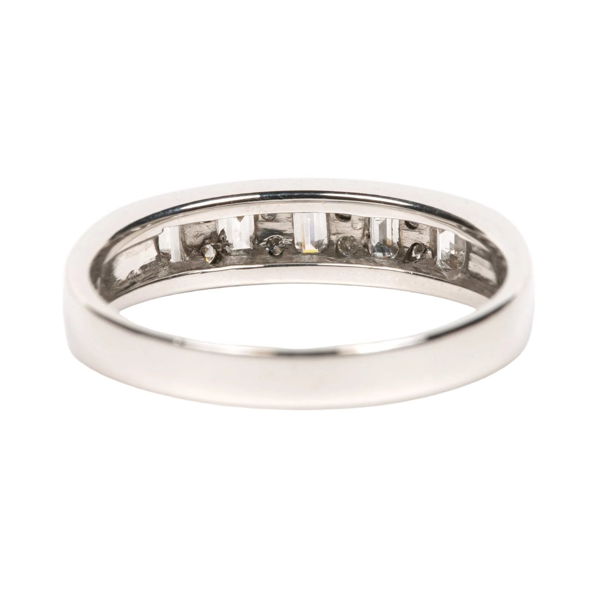 Bague Alliance en or blanc et diamants - Castafiore