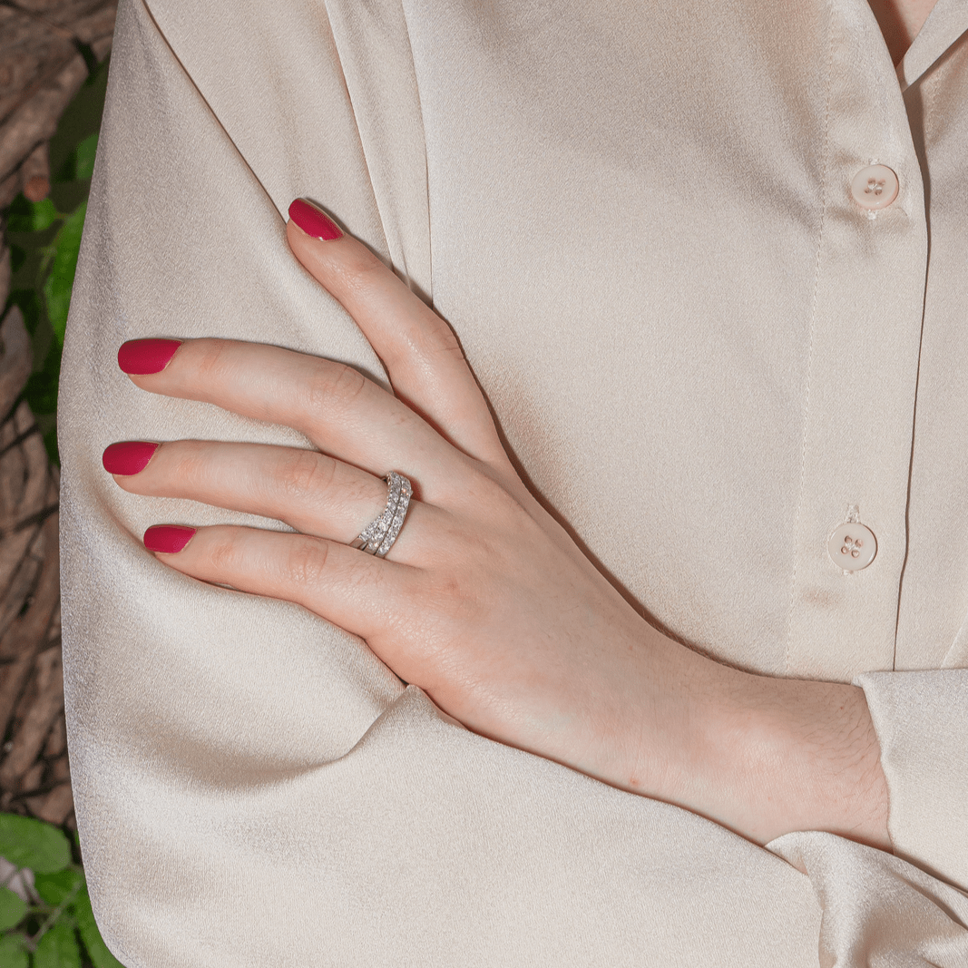 Bague Alliance en or blanc et diamants - Castafiore