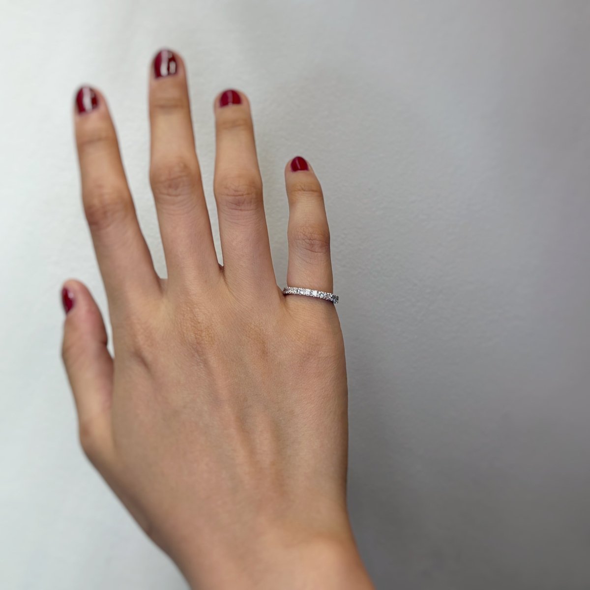 Bague Alliance en or blanc et diamants - Castafiore