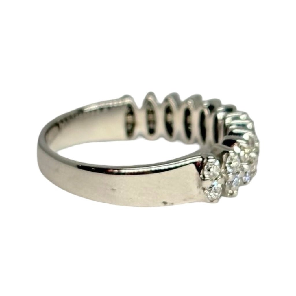 Bague Alliance en or blanc et diamants - Castafiore