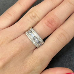 Bague Alliance en or blanc et diamants - Castafiore