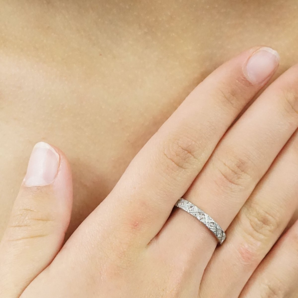 Bague Alliance en or blanc, platine et diamants - Castafiore