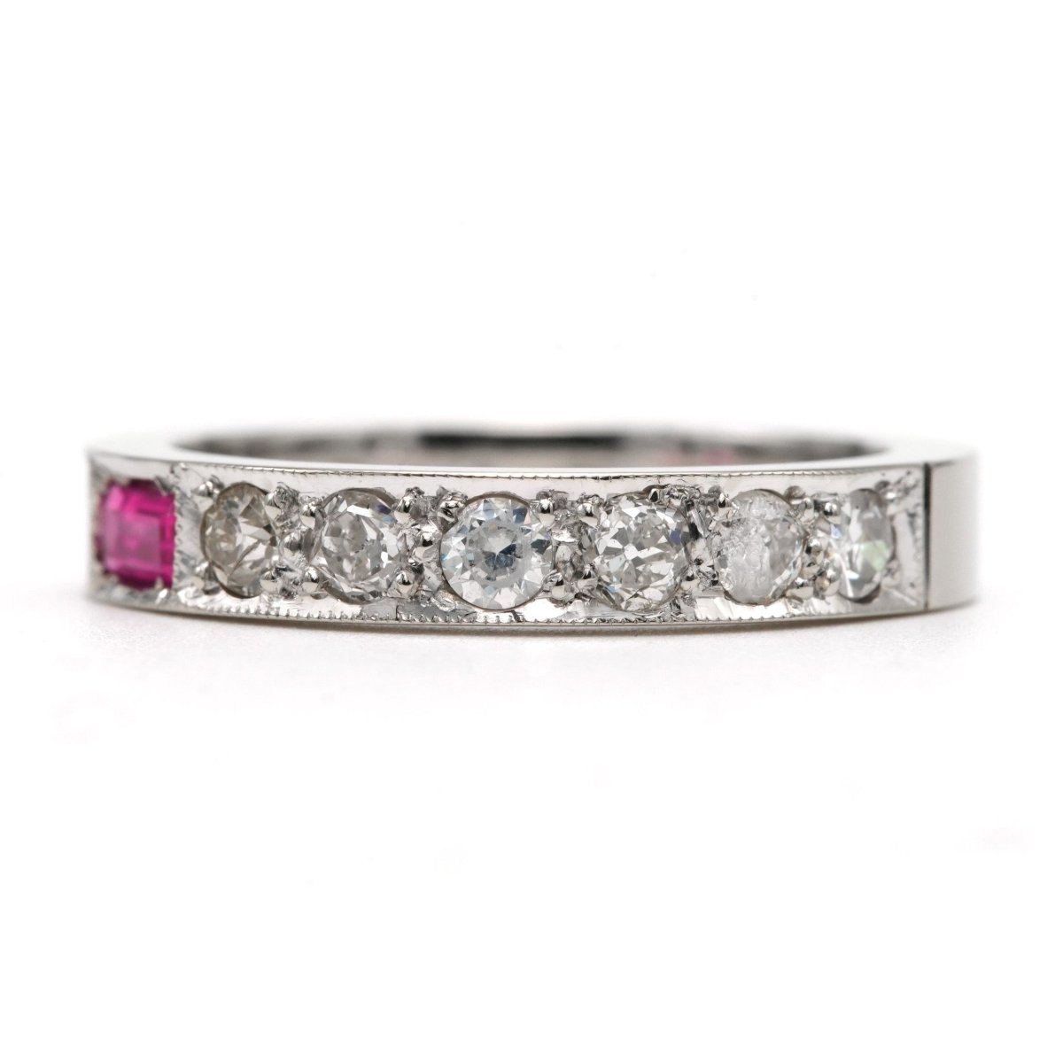 Bague Alliance en or blanc, rubis et diamants - Castafiore