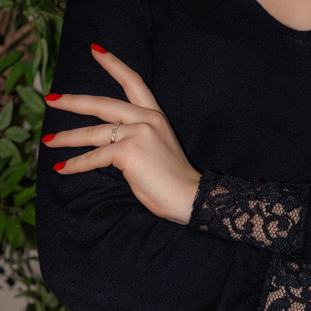 Bague Alliance en or jaune et diamants - Castafiore