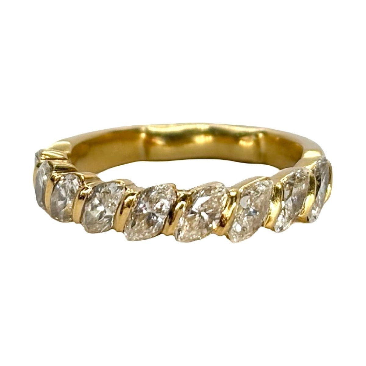 Bague Alliance en or jaune et diamants - Castafiore
