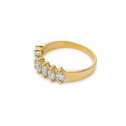 Bague Alliance en or jaune et diamants marquises - Castafiore