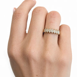 Bague Alliance en or jaune et diamants marquises - Castafiore