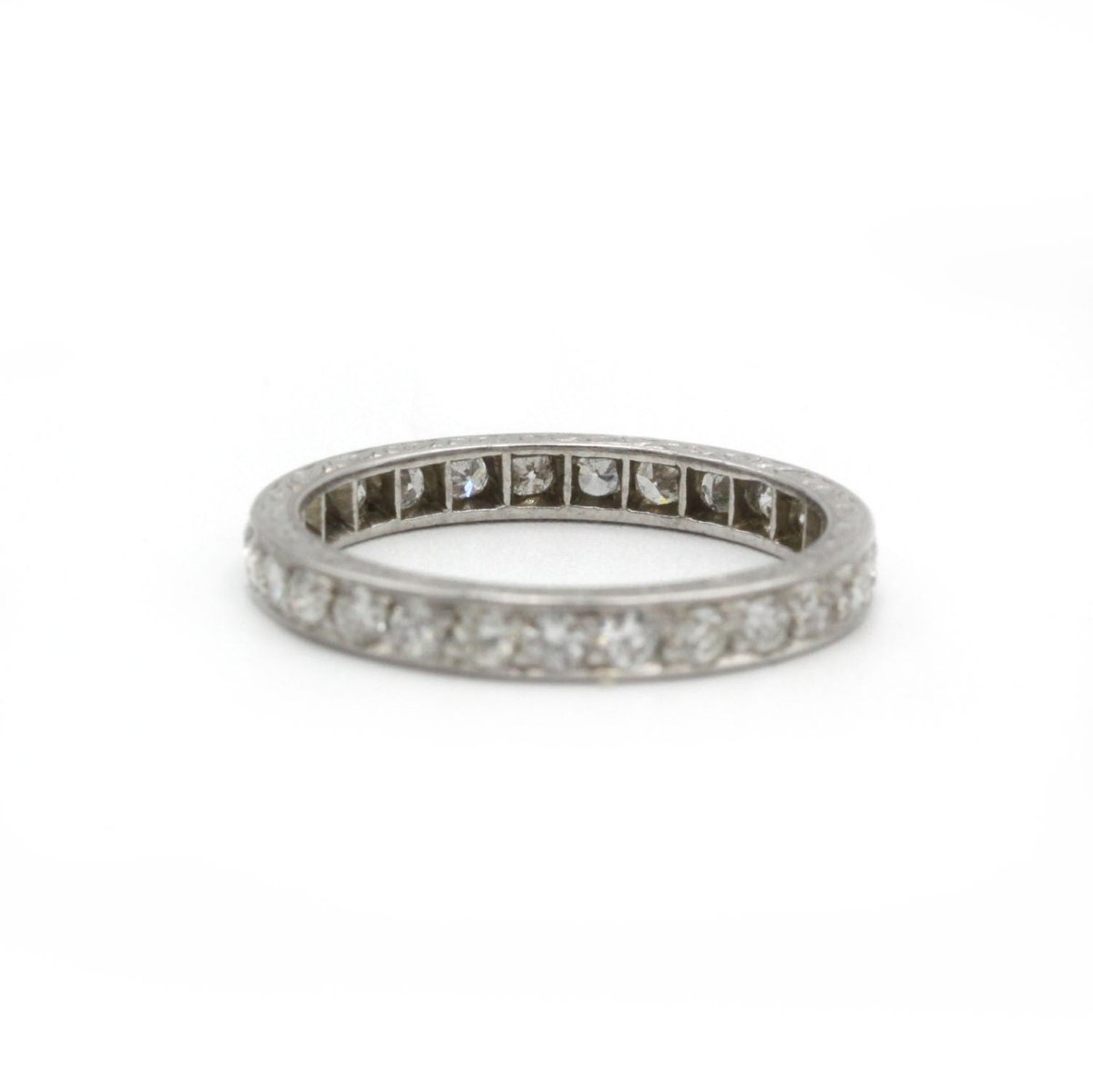 Bague Alliance en platine et diamants - Castafiore