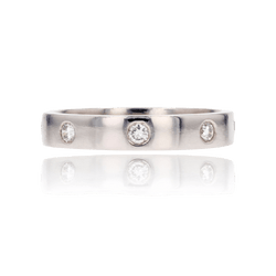 Bague Alliance en platine et diamants - Castafiore