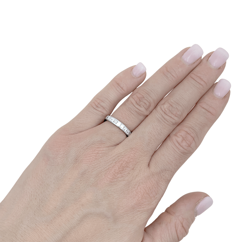 Bague Alliance en platine et diamants - Castafiore