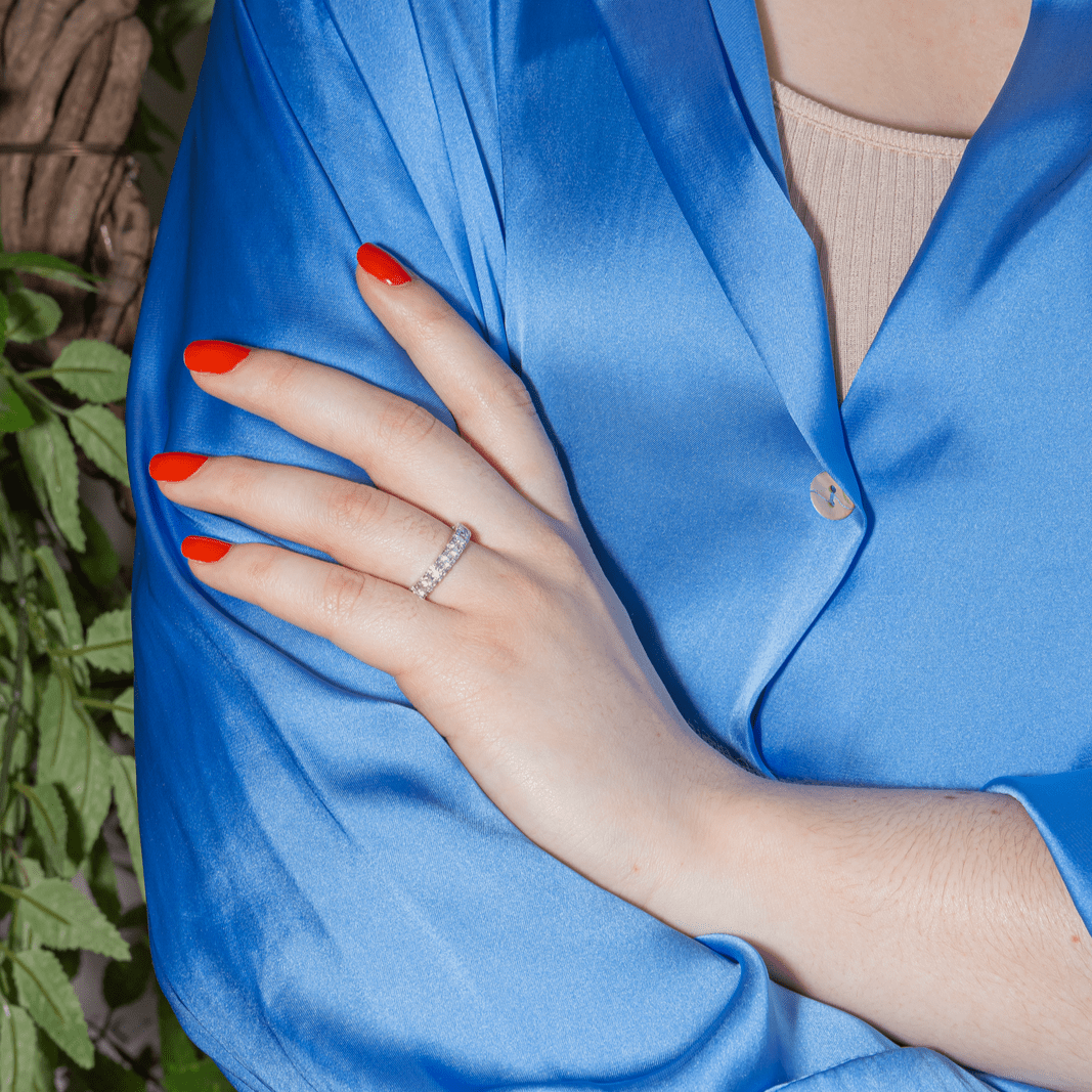 Bague Alliance en platine et diamants - Castafiore