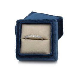 Bague Alliance en platine et diamants - Castafiore