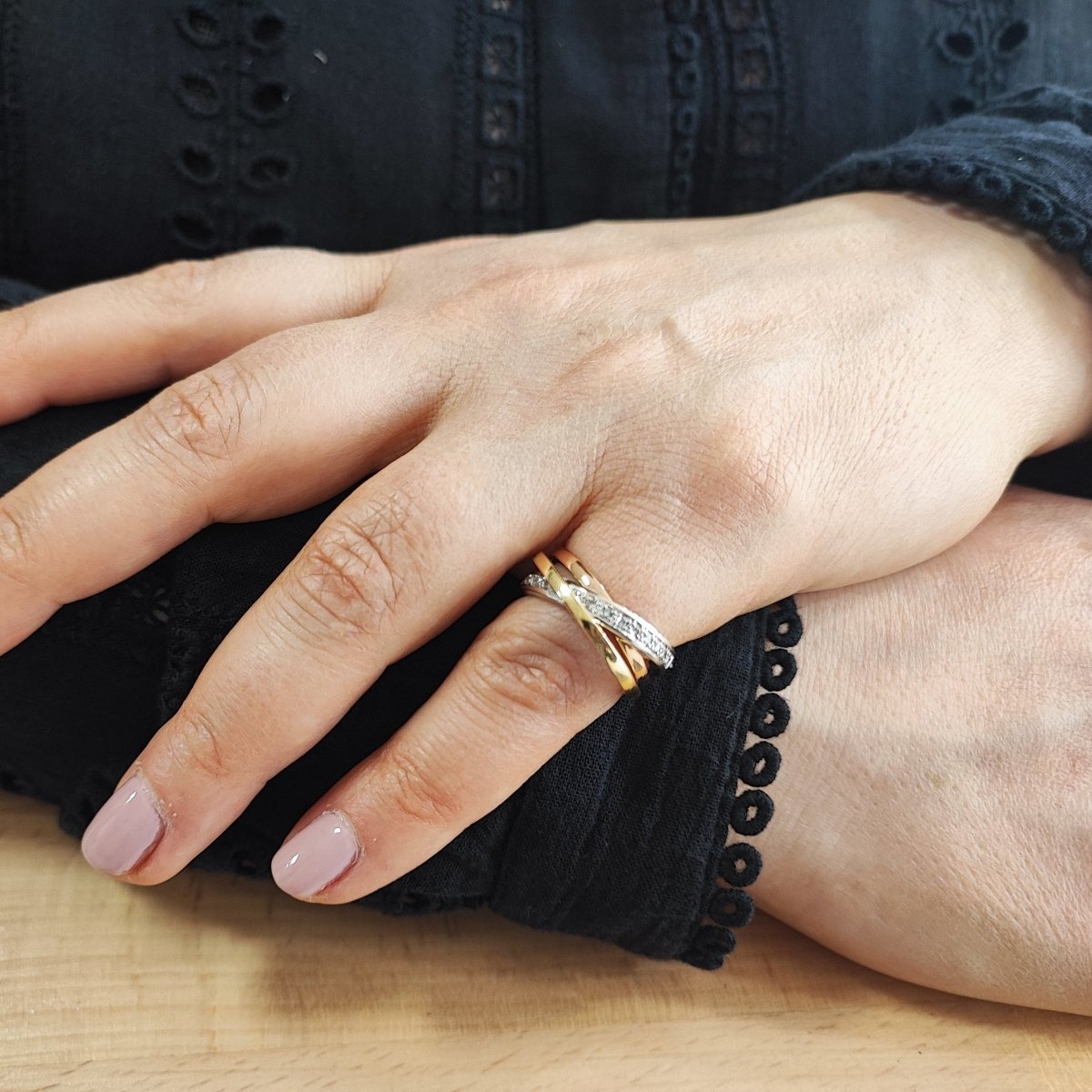 Bague Alliance GUY LAROCHE en or blanc, or jaune, or rose et diamants - Castafiore