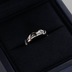 Bague Alliance LOUIS VUITTON "Volt" en or blanc - Castafiore