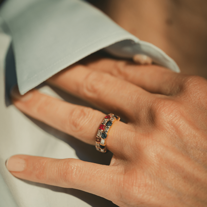 Bague Alliance MAUBOUSSIN en or jaune, saphirs et diamants - Castafiore