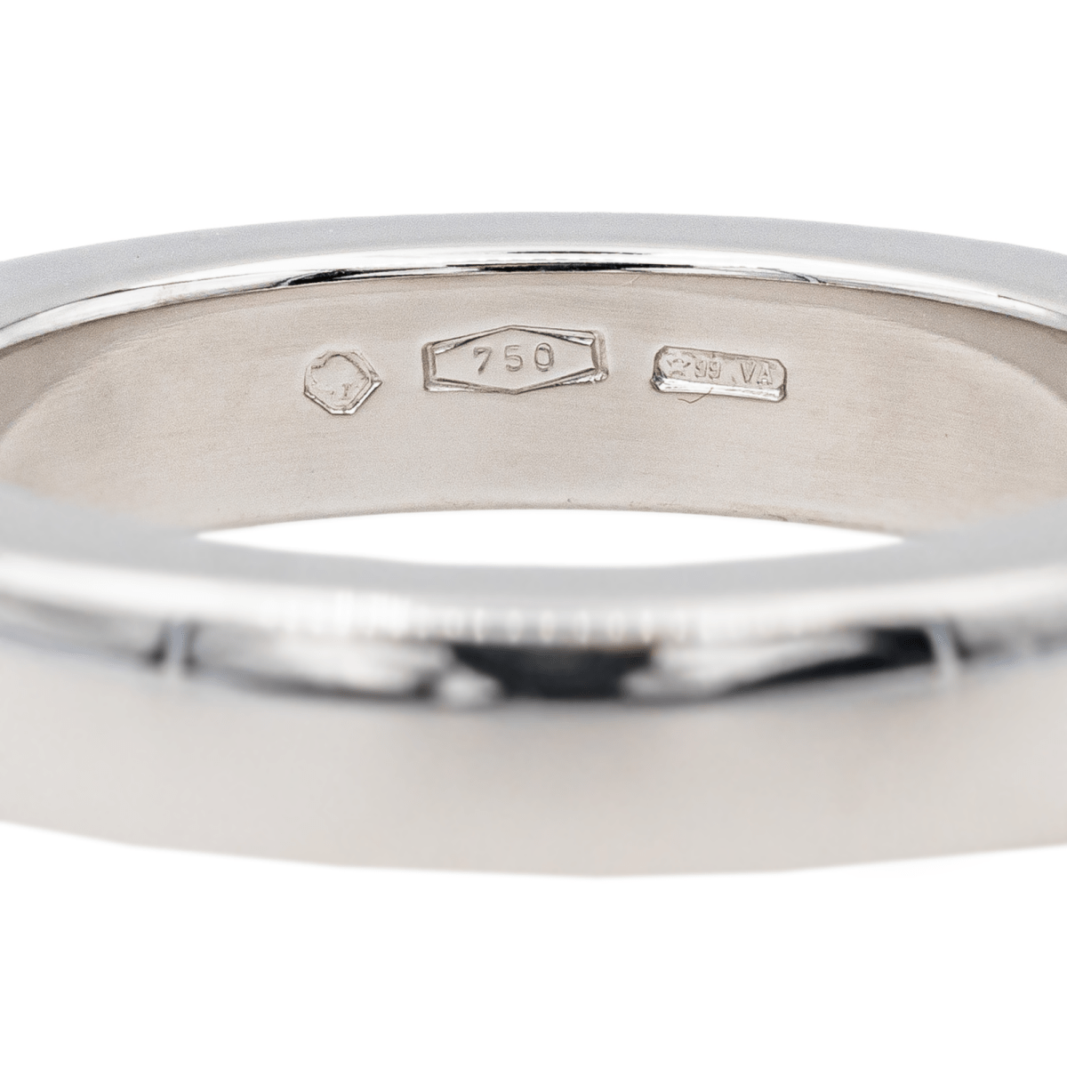 Bague Alliance OMEGA "Ruban confort" en or blanc et diamant - Castafiore