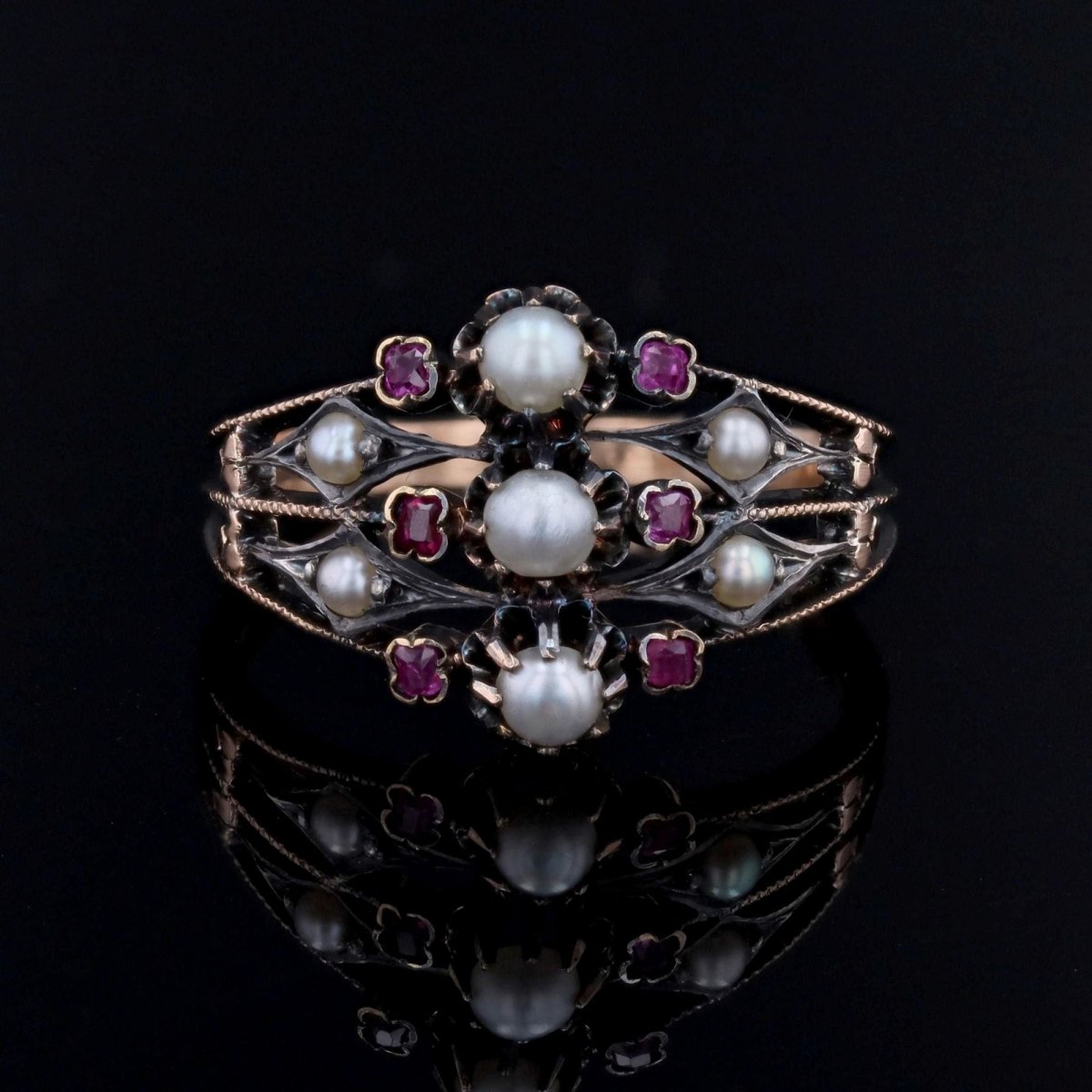 Bague ancienne 3 anneaux en or rose et argent avec perles fines et rubis - Castafiore
