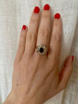 Bague ancienne en or à grenat et diamant - Castafiore
