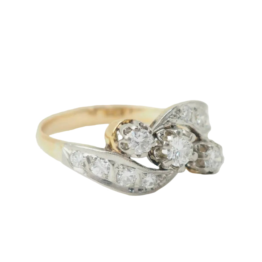 Bague ancienne en or bicolore et diamants - Castafiore