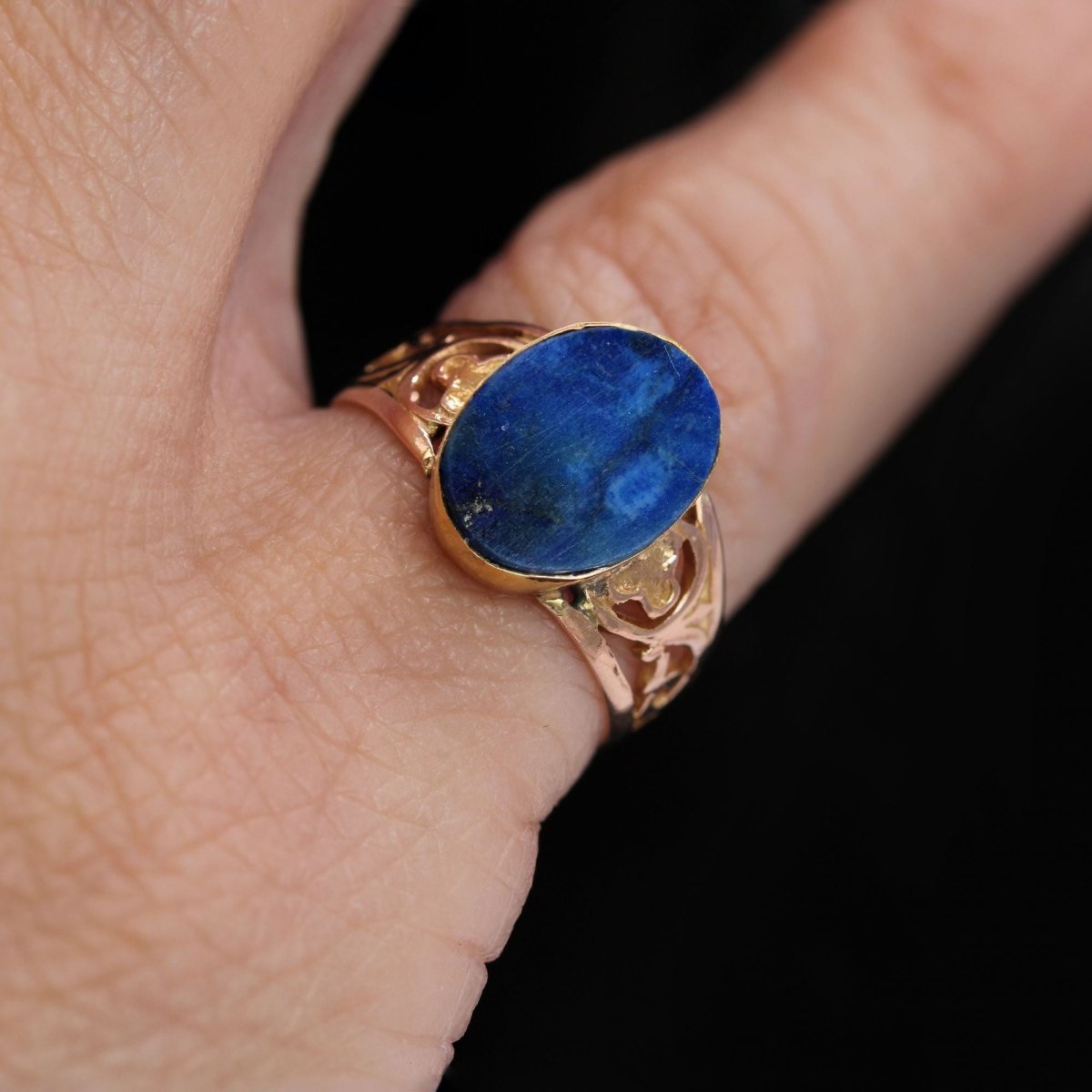 Bague ANCIENNE en or rose et lapis - lazuli - Castafiore