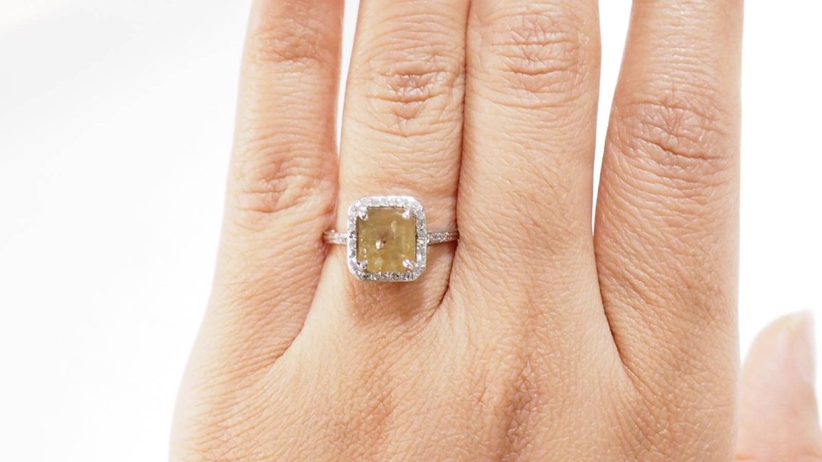 Bague ANCIENNE en platine saphir et diamants - Castafiore