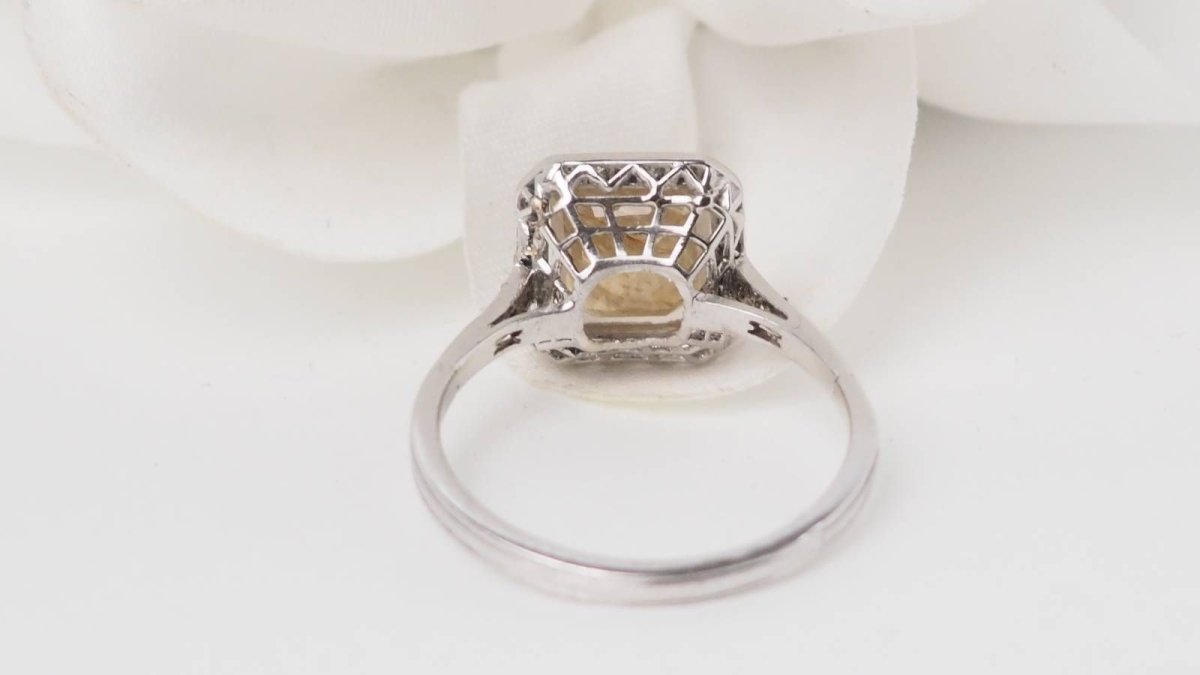 Bague ANCIENNE en platine saphir et diamants - Castafiore