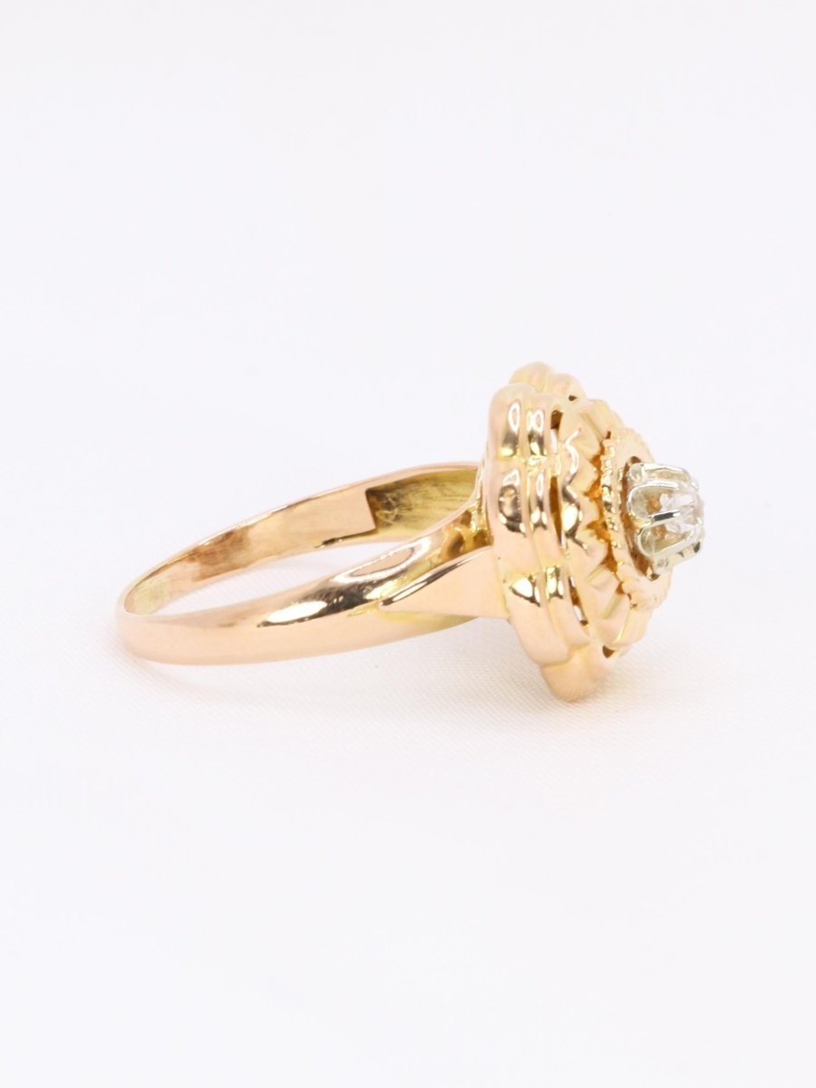 Bague ancienne fleur or jaune pierre blanche - Castafiore