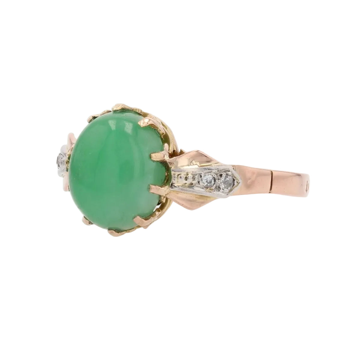 Bague ANCIENNE Jade et diamants en or rose et platine - Castafiore