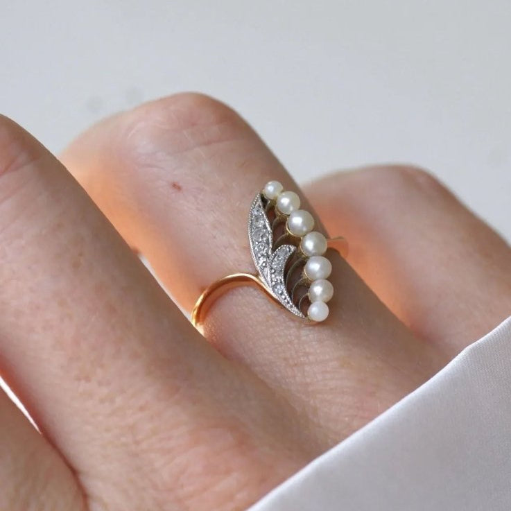 Bague Ancienne Muguet Perles et Diamants - Castafiore