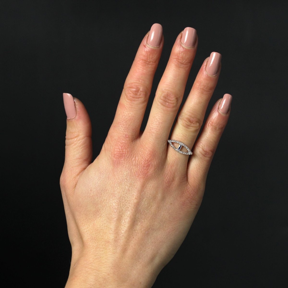 Bague ancienne navette diamants taillés en rose et saphirs - Castafiore