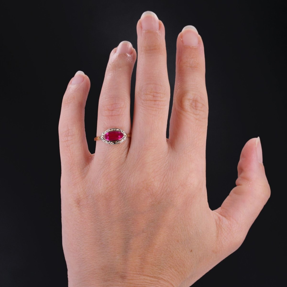 Bague ancienne or et rubis de synthèse - Castafiore