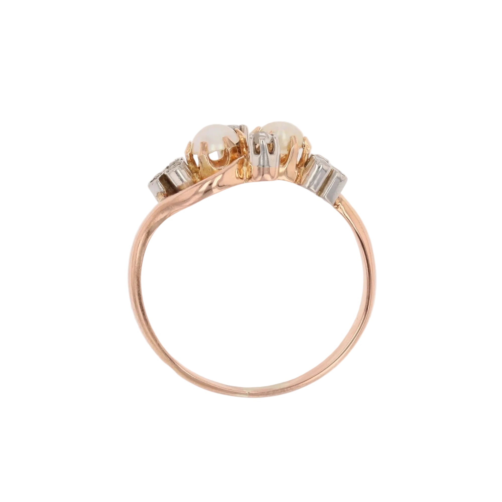 Ring antique fine pearls and diamonds