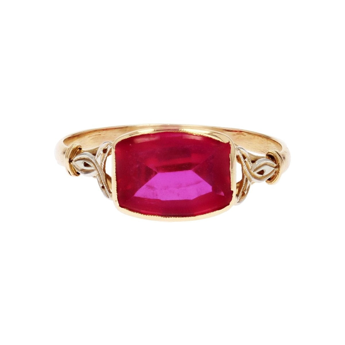 Bague ancienne rubis de synthèse et or - Castafiore