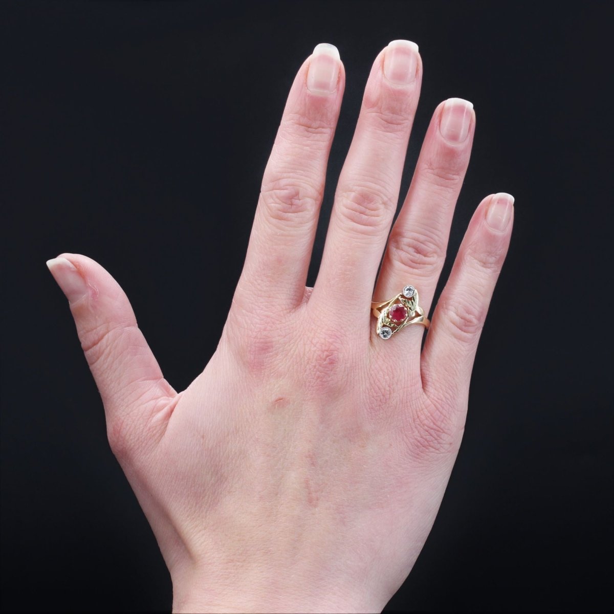 Bague ancienne rubis diamants Art nouveau - Castafiore