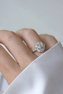 Bague Ancienne Russie Marguerite Diamants - Castafiore