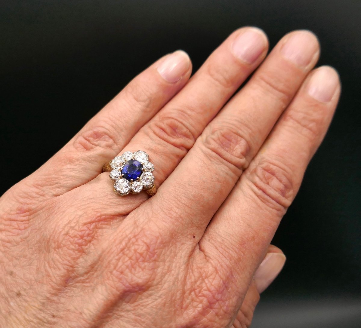 Bague ancienne Saphir naturel Et Diamants, Or Et Platine. - Castafiore