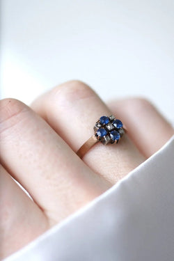 Bague ancienne saphirs et diamants sur or rose - Castafiore