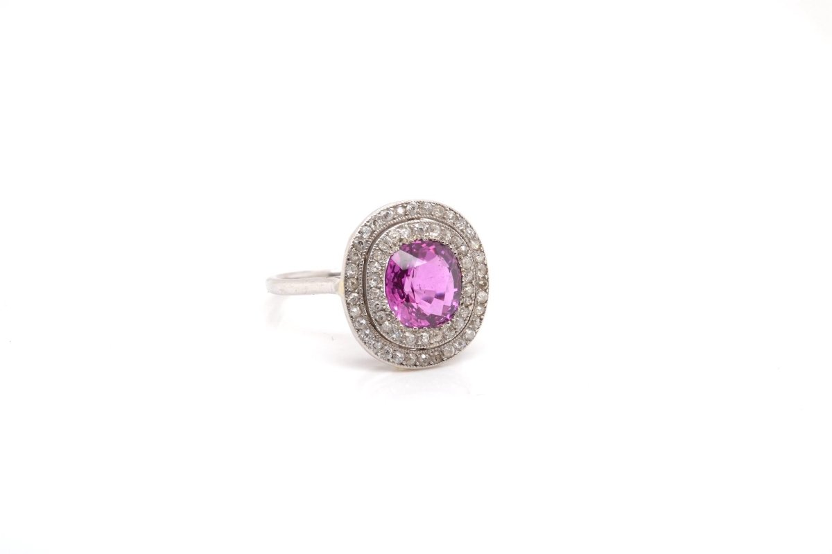 Bague ancienne sertie d'un saphir rose et de diamants - Castafiore