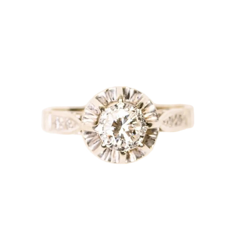 Bague ancienne, solitaire diamant en serti illusion, en or blanc et platine - Castafiore